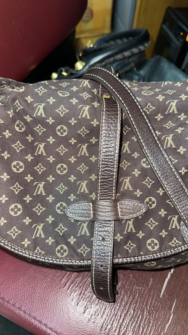 กระเป๋า หลุยวิตอง มือสอง