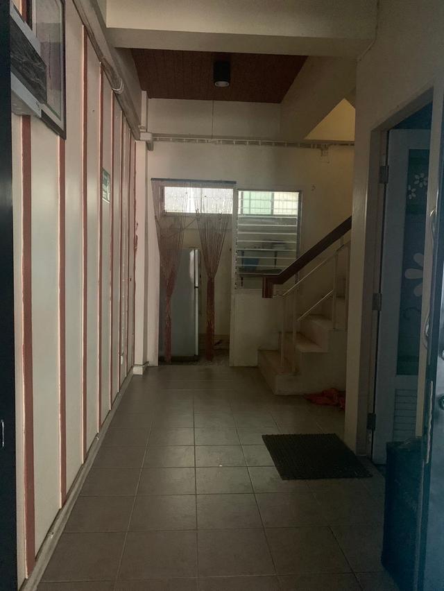 บ้าน อาคารพาณิชย์ 3ชั้นครึ่ง ต่อเติมเพิ่มเป็น4ชั้น หน้าปากซอยเป็นรถไฟฟ้า ซอยมีทางลัดออกเส้นบางนา-ตราดได้ ใกล้เมกาบางนา เจ้าของขายเอง 10