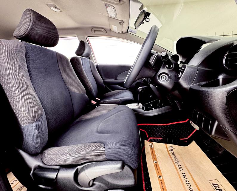 HONDA JAZZ GE 1.5 SV 2013  8