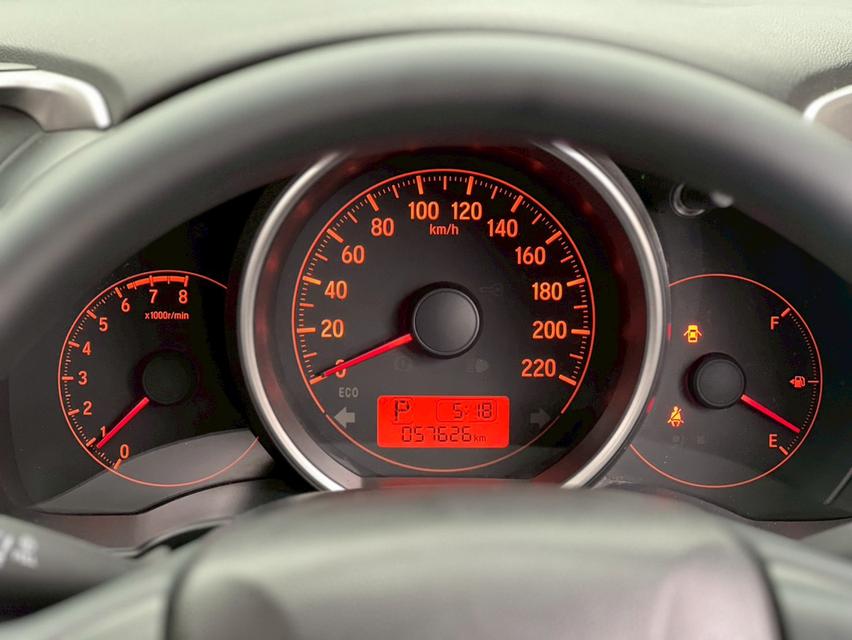 ปี 2021 HONDA JAZZ, 1.5 i-VTEC S โฉม ปี14-ปัจจุบัน สีเทา เกียร์ออโต้ เครื่องเบนซิน มือเดียวป้ายแดง 10