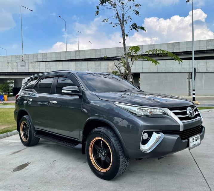 NEW #TOYOTA #FORTUNER 2.4 V 2WD ปี 15 4