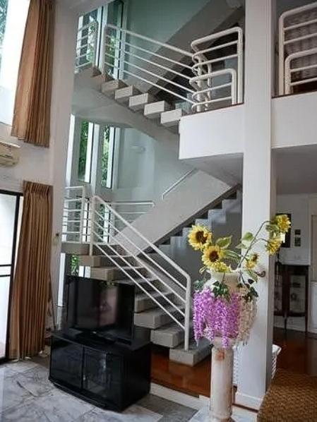 ให้เช่าบ้านเดี่ยว 3 ชั้น หมู่บ้านนวธานี ซอยเสรีไทย 59 Navatanee บ้านหลังใหญ่ร่มรื่นสนามหญ้าหน้าบ้าน เฟอร์นิเจอร์ เหมาะพักอาศัย 12