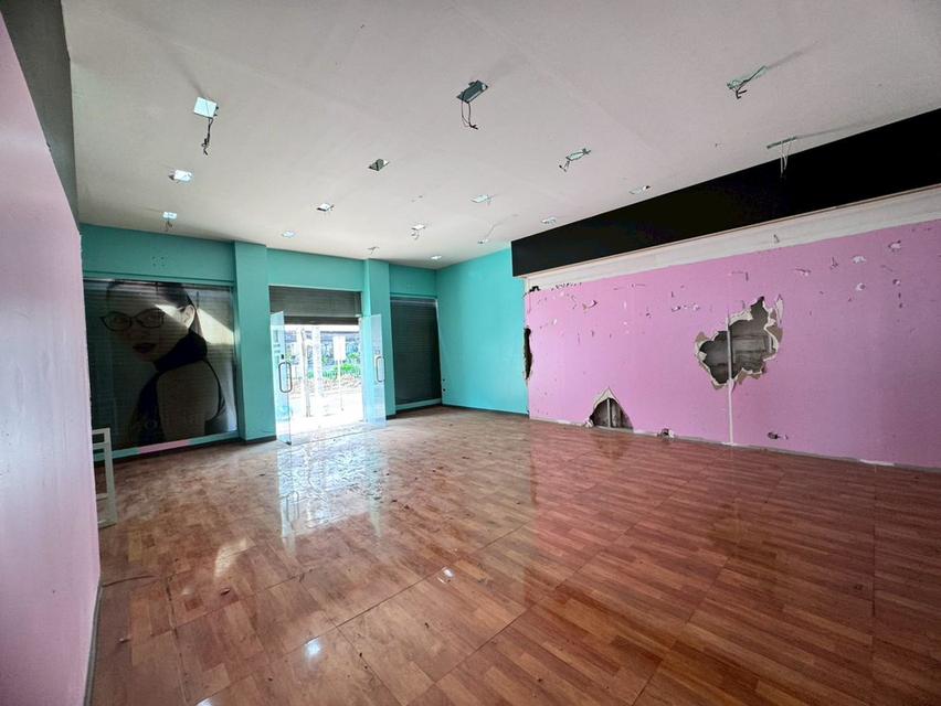 ให้เช่าอาคารพาณืชย์ ชั้น 1 และชั้นลอย อาคารโล่งสวย ติดถนนรามคำแหง (N.1920) 9