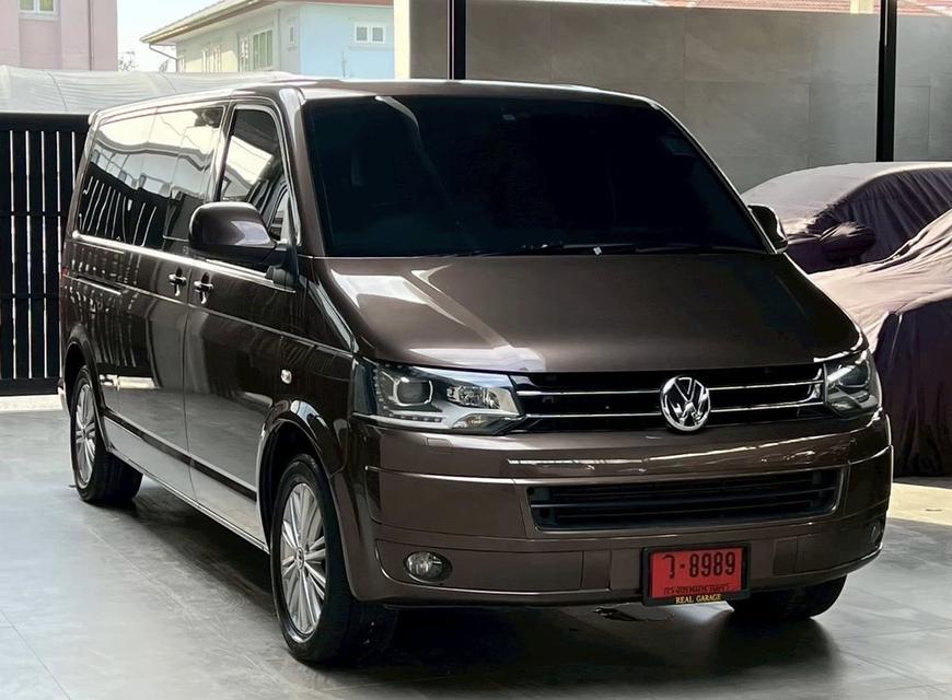 Volkswagen CARAVELLE 2.0 TDi Van 2