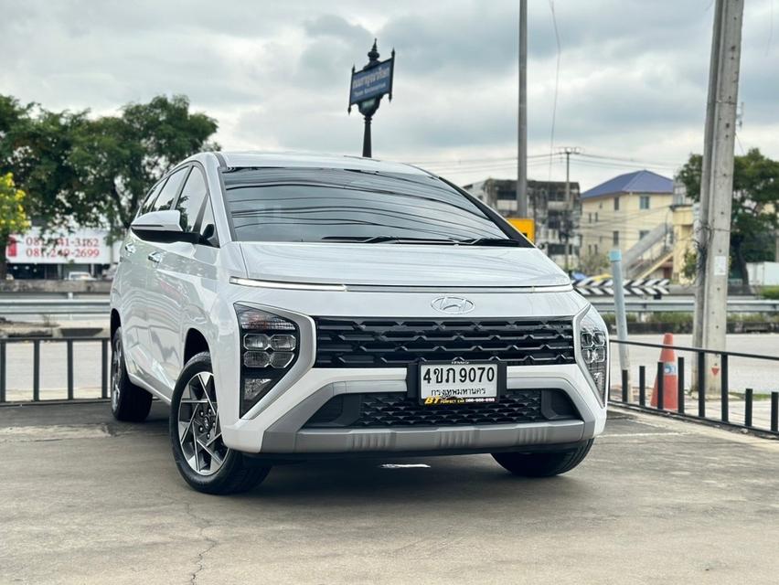 2023 HYUNDAI Stargazer 1.5 smart แบบ6ที่นั่ง  ขับดีสุดในรุ่น