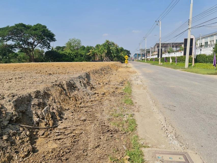 ให้เช่าที่ดิน  ขนาด 3 งาน 75 ตร.ว. ทำเลดีตรงข้ามหมู่บ้าน EZZEN ศาลายา เดินทางสะดวก ใกล้ ม.มหิดล 3