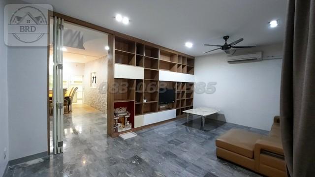 ขายทาวน์โฮม 4 ชั้น ตกแต่งพร้อมอยู่ ถนนพัฒนาการ44 เนื้อที่ 31.5 ตารางวา ขายราคา 7.5 ล้านบาท สวนหลวง กรุงเทพฯ 4