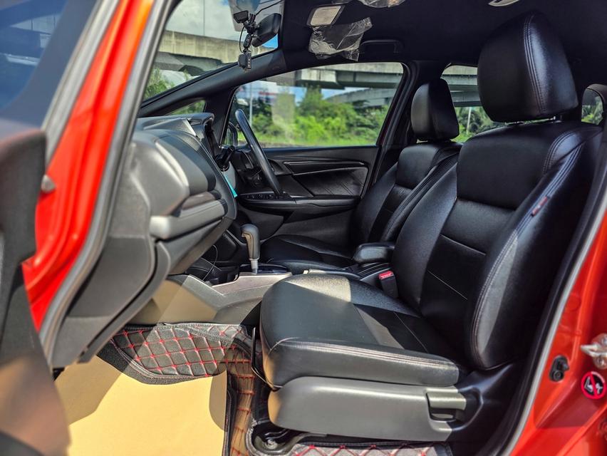 (แจ้งรหัสรถ CBL9542) HONDA JAZZ GK 1.5 RS+ 2018 🚗 รูปที่ 11