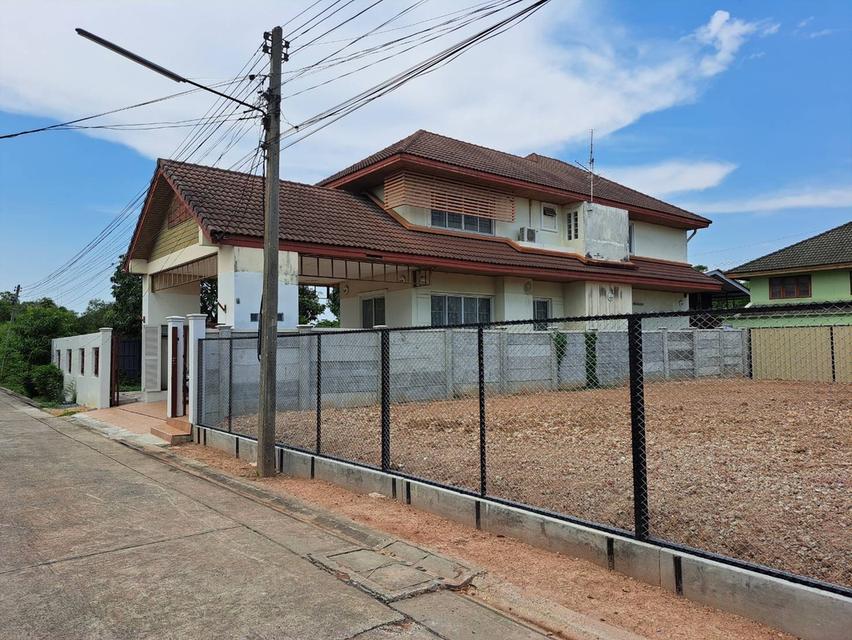 บ้านสองชั้น เนื้อที่ 200 ตร.ว. ลำลูกกา คลอง 7 เจ้าของขายเอง 1