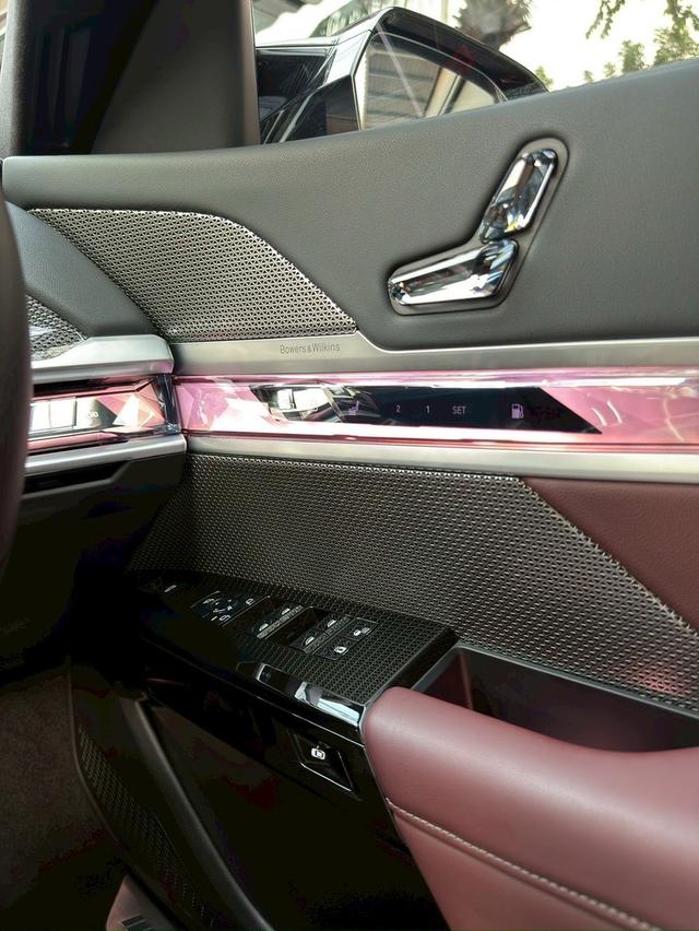 BMW 760e Xdrive 2023 รูปที่ 19