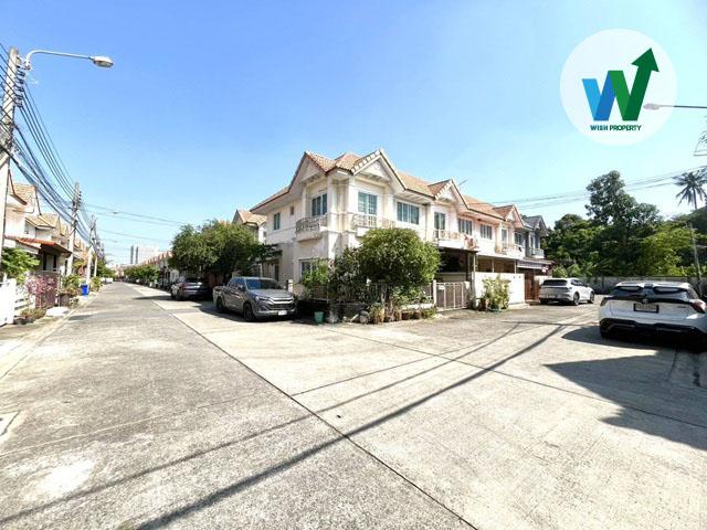 ทาวน์เฮ้าส์ 2 ชั้น ทำเลดี ราคาถูก ขนาด 21 ตร.ว. หมู่บ้านเปี่ยมสุข พระนั่งเกล้า 4