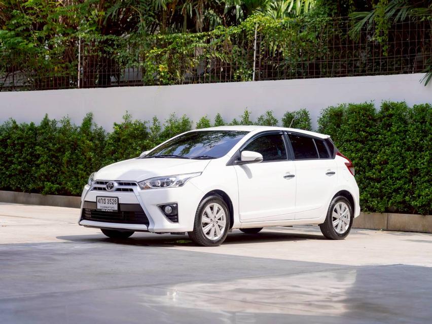 Toyota Yaris 1.2G ปี 2015