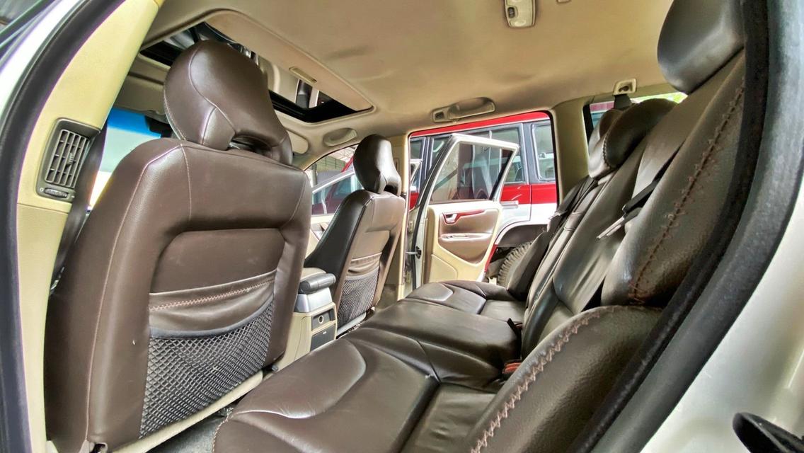 VOLVO V70XC 15