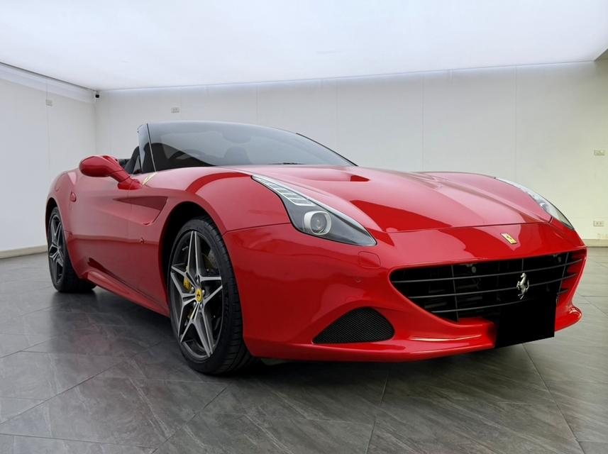 Ferrari California T ปี 2016