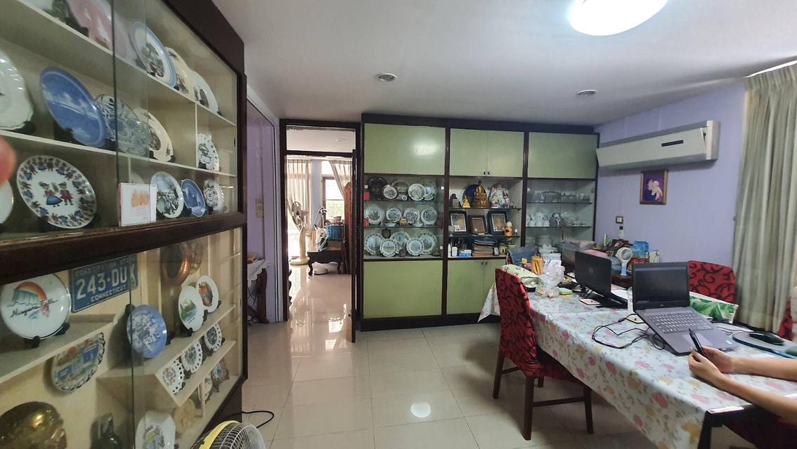 ขายที่ดินซอยสุขุมวิท 54 ขนาด 200 ตร.ว พร้อมบ้านและสำนักงาน  8