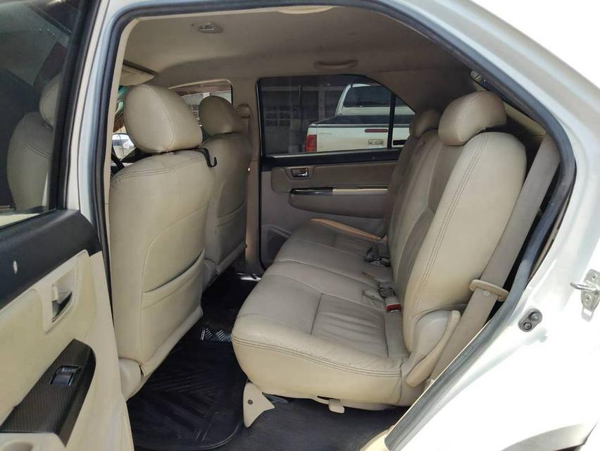 Toyota Fortuner ปี 08เครื่อง 3.0 เกียร์ออโต้ 4×4 รูปที่ 11