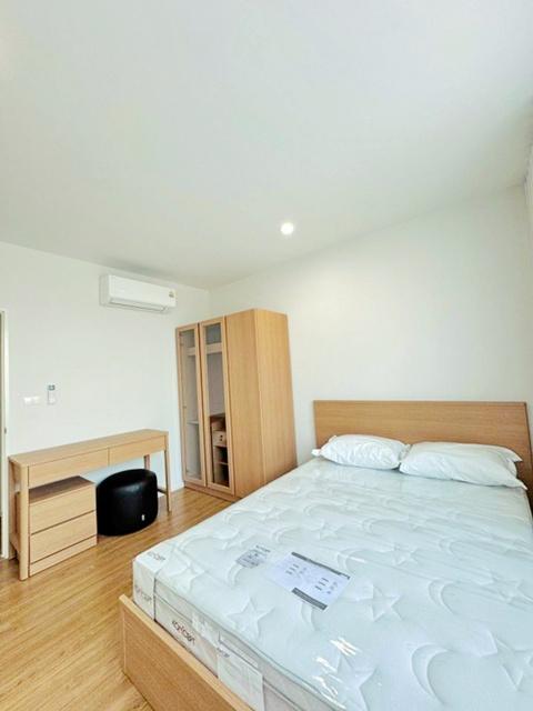 พระราม9-กรุงเทพกรีฑา ทาวน์โฮม 3 ชั้น 3 นอน 3 น้ำ บ้านกลางเมือง รร.นานาชาติ ไบรท์ตัน กรุงเทพฯ 900 ม. ARL บ้านทับช้าง 3.5 7