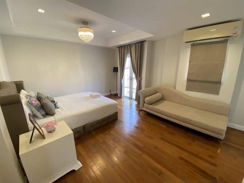 ขายบ้านพักตากอากาศเขาใหญ่ โครงการ ดิไอรี่ The Eyrie (ติดทอสคาน่า) 5 ห้องนอน พร้อมดาดฟ้าเทควิวอุทยานแห่งชาติเขาใหญ่ สนามกอล์ฟToscana เหมาะไว้พักผ่อนลงท 5