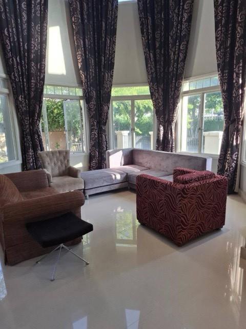 ให้เช่าบ้านเดี่ยวหรู 2ชั้น  โครงการ Greenery Ville รามคำแหง112 เฟอร์นิเจอร์ครบ  ใกล้สิ่งอำนวยความสะดวก เหมาะสำหรับครอบครัวหรือผู้บริหาร พร้อมเข้าอยู่ 2