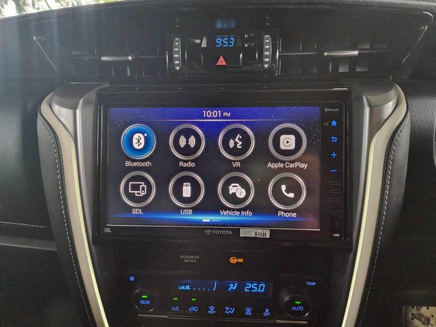 Toyota FORTUNER 2.8 Legender Black Top 4WD AT ปี 2023 รถสวยมือเดียว ไมล์น้อย 13