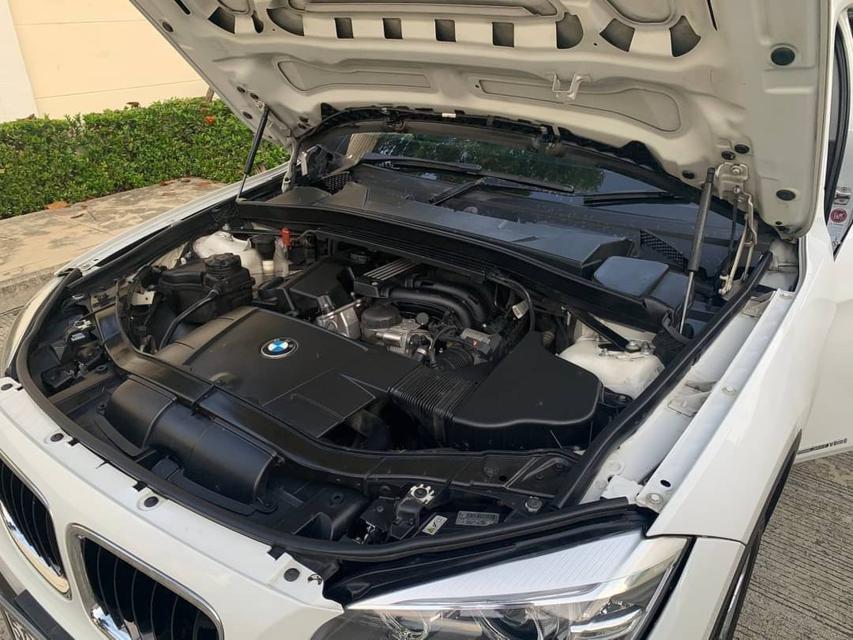 169 BMW X1 1.8 i SDrive Sport 2015 สึขาว เบนเซิน 1