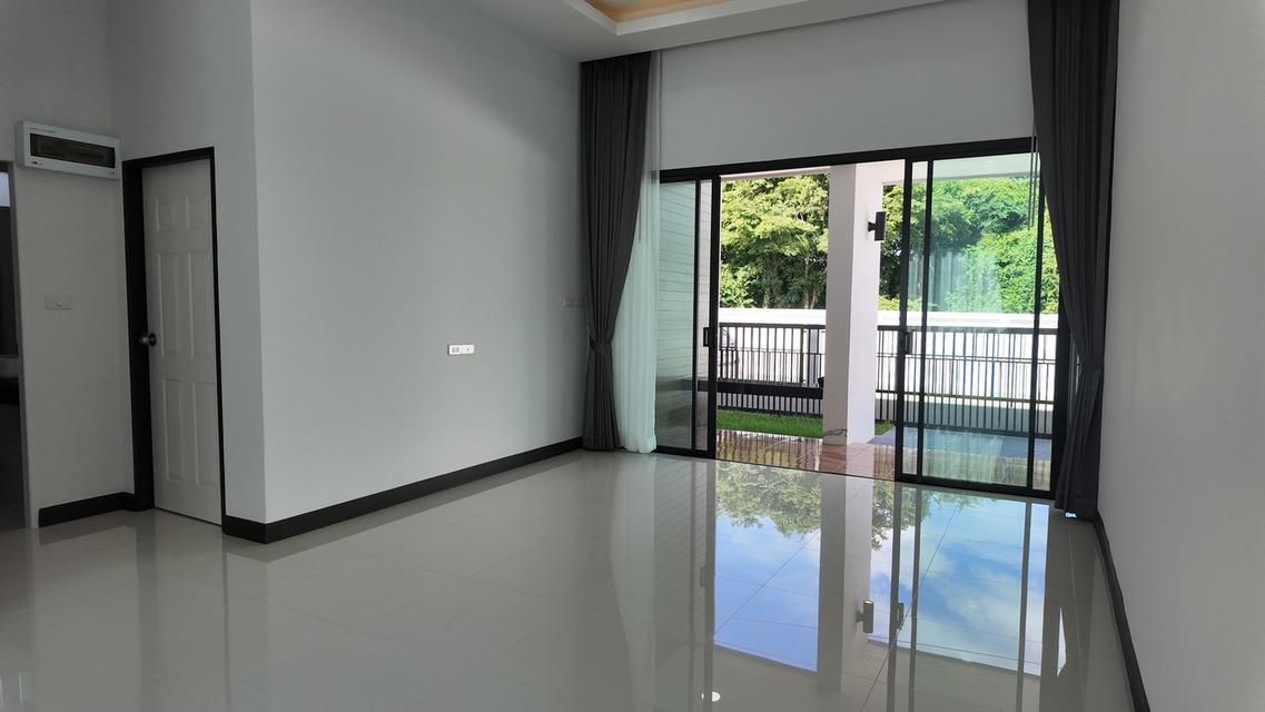บ้านเดี่ยวชั้นเดียว สไตล์เทมโพรารี่ เรียบหรู 6