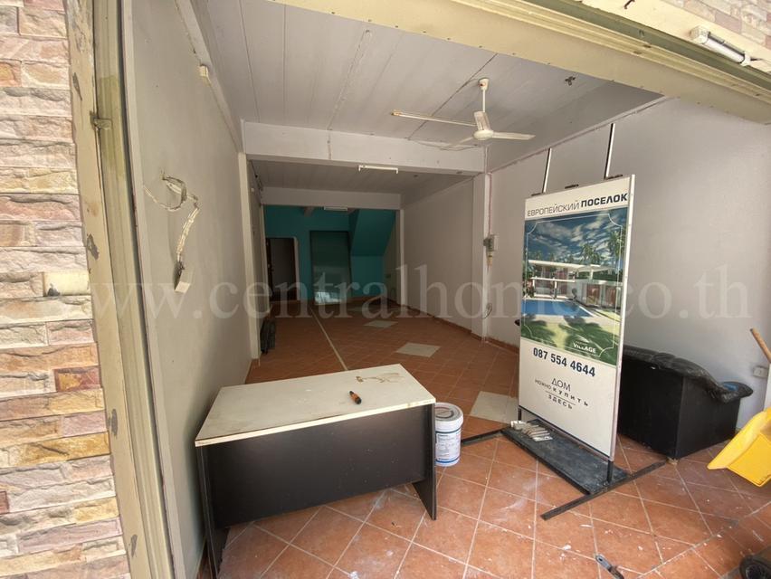 อาคารพาณิชย์ 3 ชั้น 3 คูหา บิ้วอินแล้ว ใกล้หาดจอมเทียน ชลบุรี  5