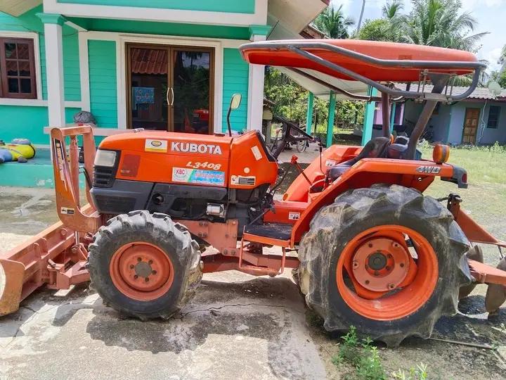 พร้อมขาย รถไถ KUBOTA  3