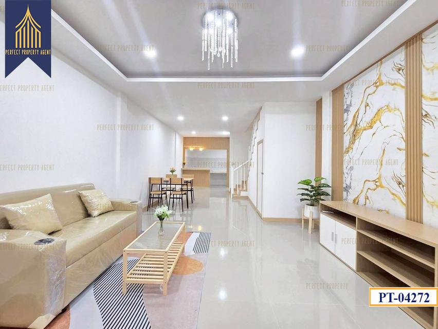 ขาย ทาวน์เฮ้าส์ ปิยะวรารมย์ ไทรน้อย ตกแต่งใหม่ ราคาย่อมเยาว์ 4