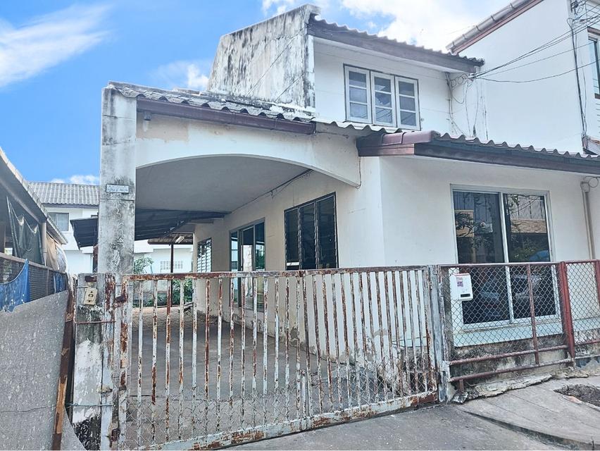 บ้านแฝด 3 ล้านบาท! ทำเลโคตรสะดวก ติดถนนติวานนท์ ใกล้ Central แจ้งวัฒนะ และ BTS สถานีปากเกร็ด! 1