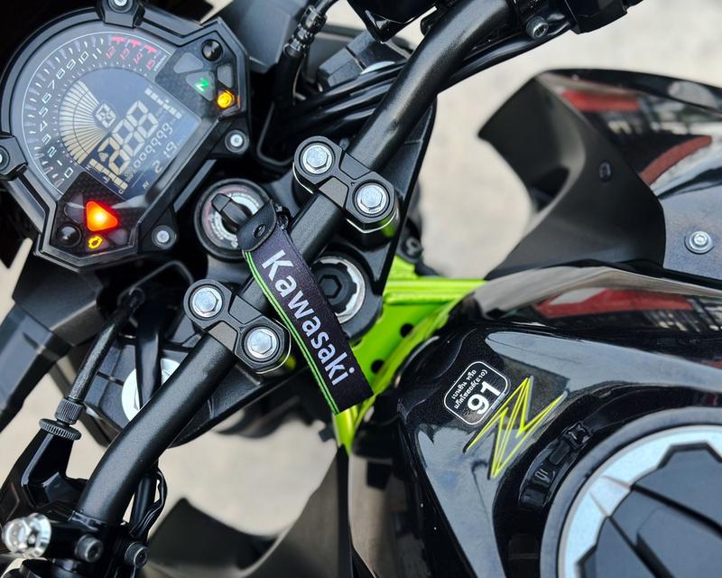 Kawasaki Z 400 SE 7
