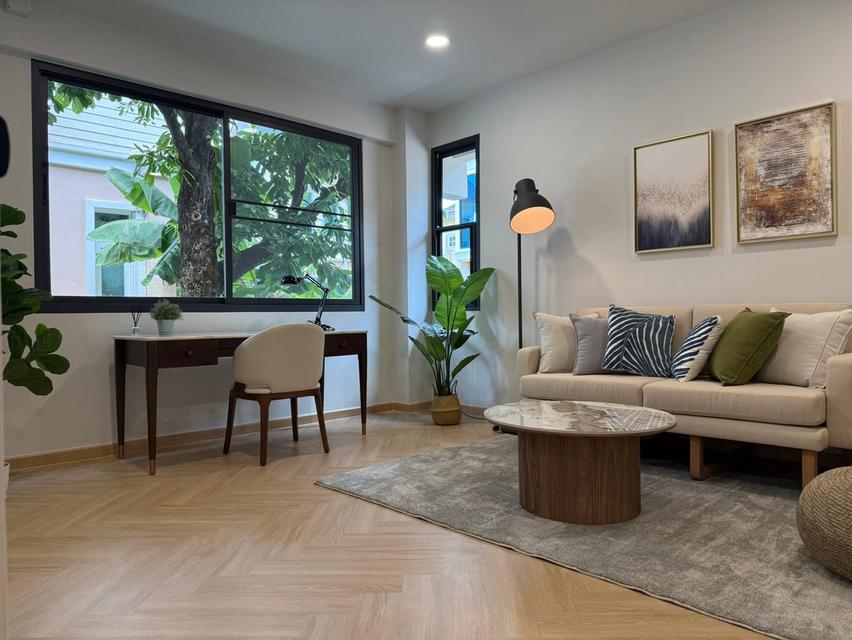 ให้เช่า บ้านสวนปริญสิริ เอกมัย–รามอินทรา (โยธินพัฒนา 3) 17