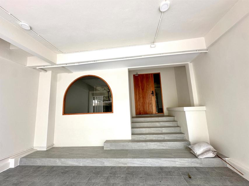 Town Home สไตล์ Japandi Courtyard ย่านพระราม 9 ใกล้รถไฟฟ้า ห้างสรรพสินค้า และโรงพยาบาล 3