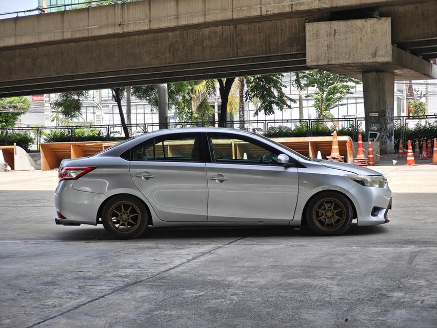 ขายรถ Toyota Vios 1.5E ปี 2014 สีเทา เกียร์ออโต้ 8