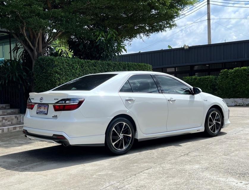 2017 TOYOTA CAMRY 2.0 EXTREMO รถสวยสภาพสมบูรณ์ พร้อมใช้งาน รถไม่เคยมีอุบัติเหตุ ประวัติศูนย์ครบครับ 3