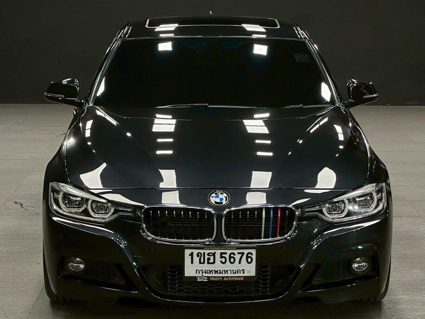 BMW 330e m sport ปี 2017