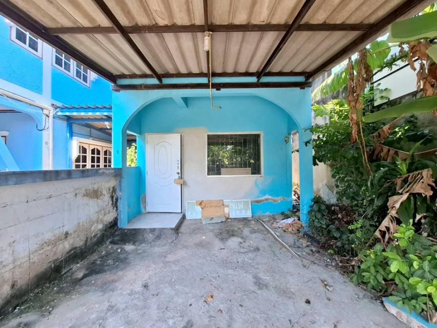 ขาย ทาวน์เฮาส์ หลังมุม บ้านเธียรทอง 2 คลอง 12 หนองจอก 20 ตรว. 2 ห้องนอน 2 ห้องน้ำ ต่อเติมครบครัว โรงจอดรถ ทำเลดี ใกล้ตลา 3