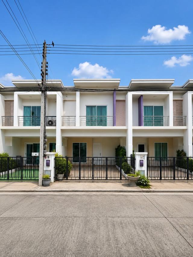 ขายทาวน์โฮม 2 ชั้น หมู่บ้านพฤกษาทาวน์ เน็กซ์ ปิ่นเกล้า–พุทธมณฑล สาย 4 2