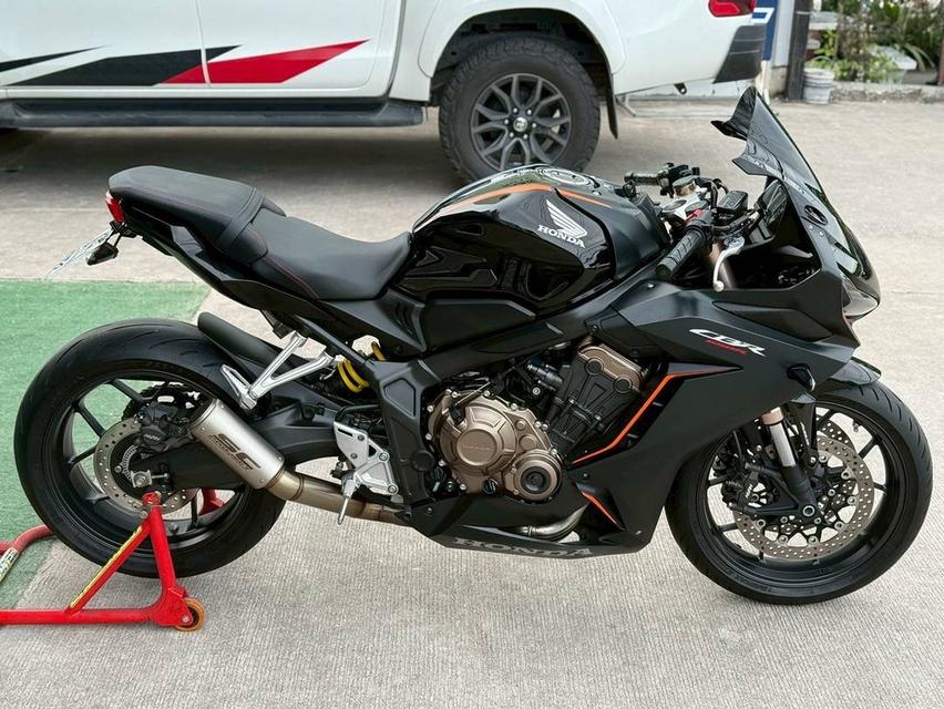 CBR650R