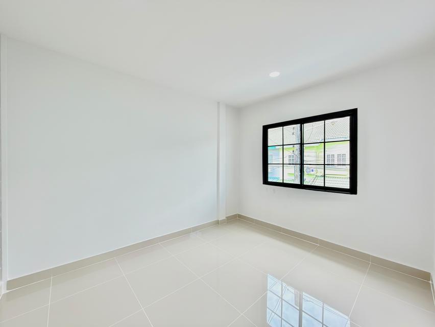 ขายทาวน์เฮ้าส์ หมู่บ้านนริศรา ซ.22 (โทรสอบถามราคา) 19