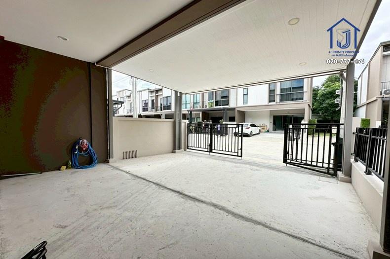 ขายทาวน์โฮม 2 ชั้น หมู่บ้าน วี คอมพาวด์ บางนา-ศรีนครินทร์ ถนนหนามแดง-บางพลี หลังริม ใกล้วงแหวนกาญจนาภิเษก,ทางด่วนบูรพาวิถี 4