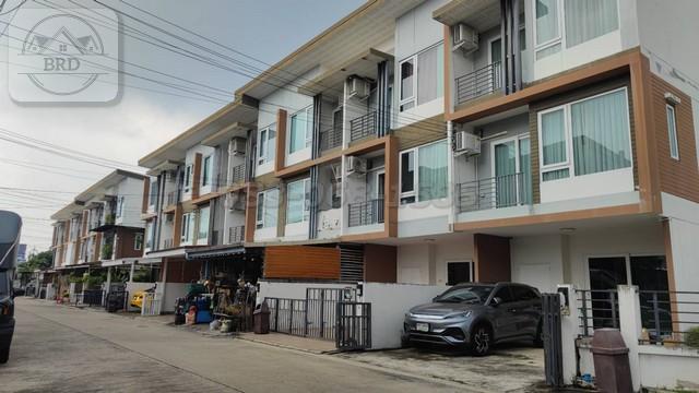 ขายถูกมากทาวน์โฮม3ชั้น Tust City เพียง 4.2 ล้านบาท ถนนงามวงศ์วาน25 ใกล้สวน80พรรษา 140 เมตร เมืองนนท์ จ.นนทบุรี 1