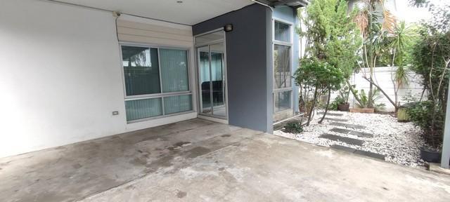 ให้เช่าบ้านเดี่ยว 2 ชั้น 50.2 ตร.ว. หมู่บ้านอารียาเมทโทร เกษตร-นวมินทร์ ถนนลาดปลาเค้า 2