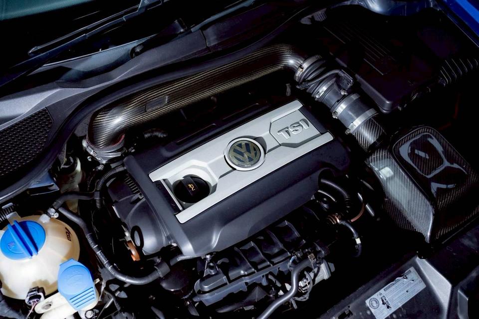 Volkswagen Scirocco 2.0 Highline Package 15