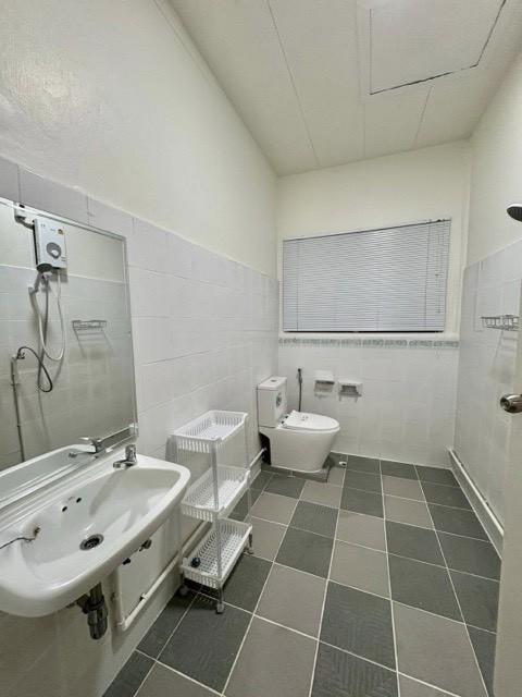 ให้เช่าบ้านเดี่ยว 2 ชั้น 80 ตร.ว. พื้นที่กว้าง 5 ห้องนอน ลาดพร้าว ซอย 9 เดินถึง MRT ลาดพร้าว 5 นาที จอดรถ 3 คัน เหมาะอยู่อาศัยหรือทำโฮมออฟฟิศ 8