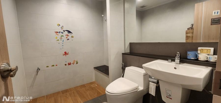 69100608 : ขายบ้านแฝดหรู 3 ชั้น บิวท์ทั้งหลัง ตกแต่งเหมือนบ้านตัวอย่าง ขนาด  42 ตารางวา โครงการศุภาลัย เอสเซ้นส์ ลาดพร้าว 107 11