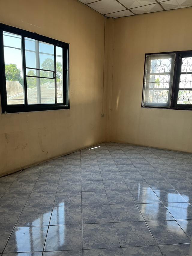 อาคารตึกแถว 2 ชั้น 2ห้องนอน 2ห้องน้ำ เขต แหลมฉบัง อ.ศรีราชา จ.ชลบุรี 9