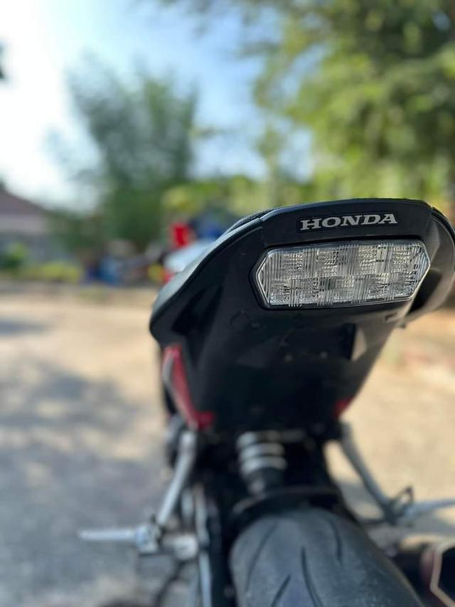 ขาย Honda CBR650 แดงสด 4