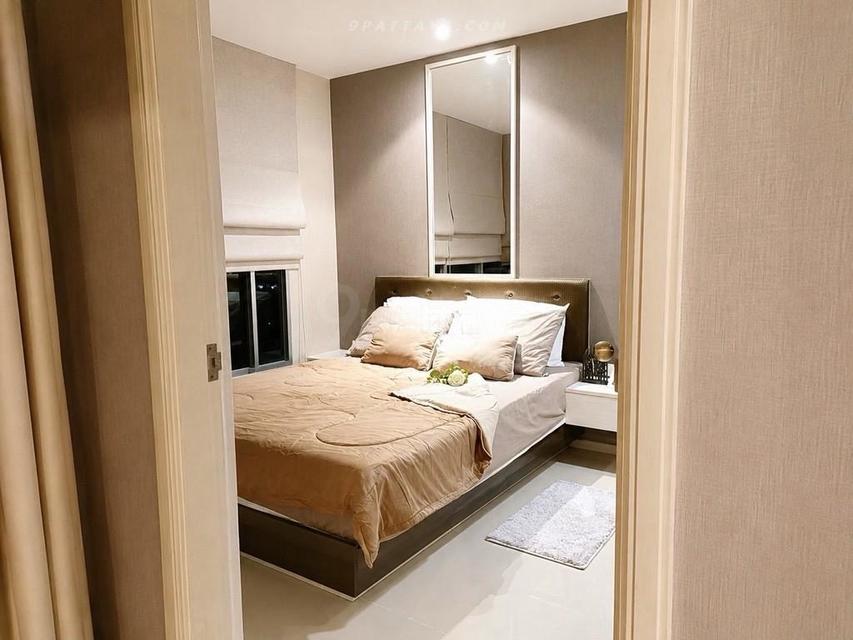 For Sale — Corner Sea View Condo at Lumpini Park Beach JomtienCorner condo for sale at Lumpini Park Beach Jomtien with 180-degree sea view. 4