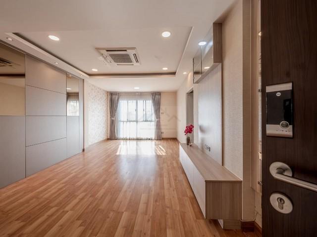 ขาย โฮมออฟฟิศ 4 ชั้น คู้บอน รามอินทรา ริมถนนคู้บอน ระหว่าง 6 และ 8 ทำเลดี 12